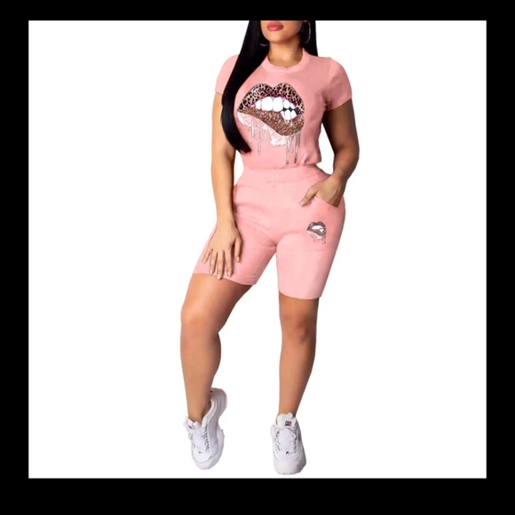 Short and Top set - Picture 1 of 1